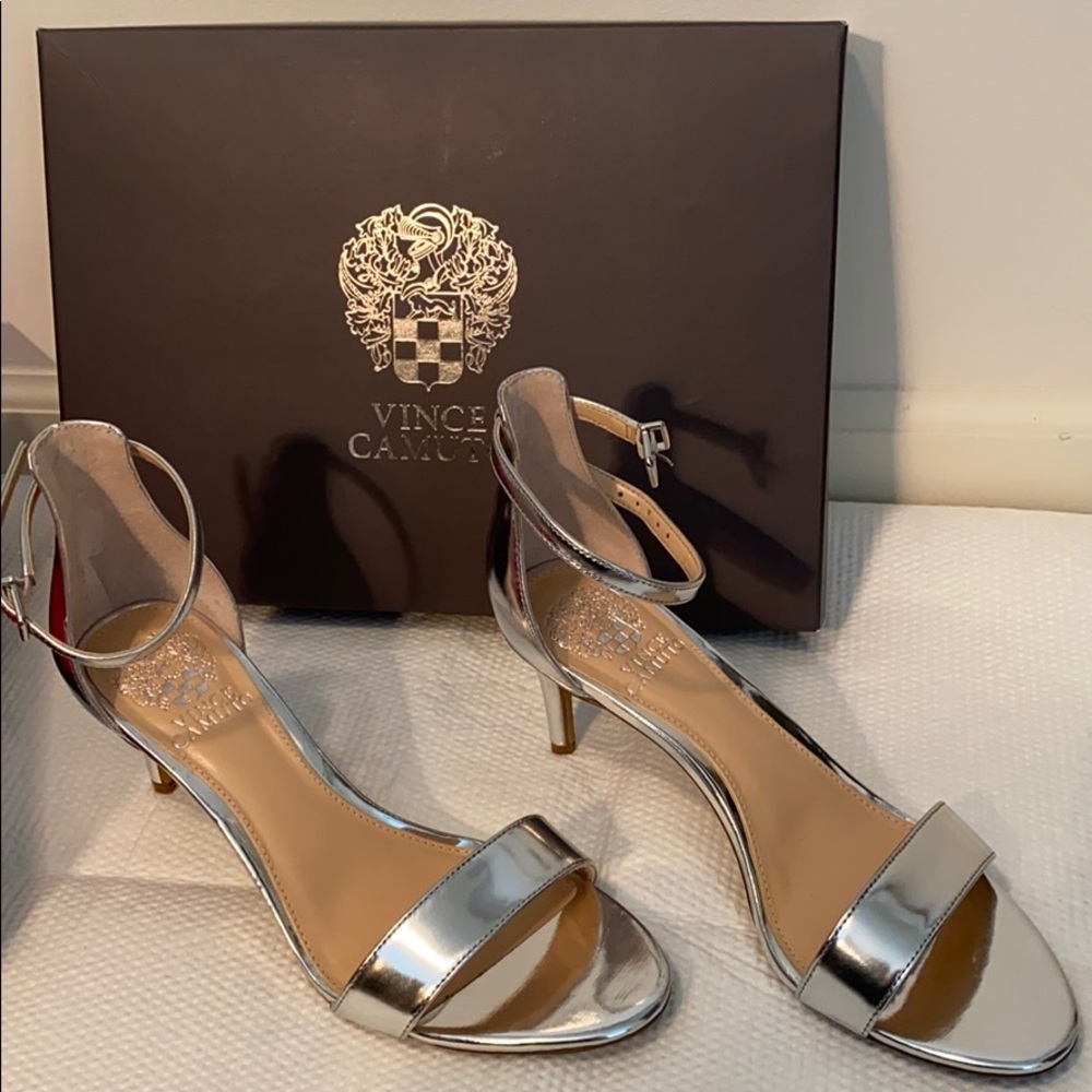 Vince Camuto Sebatani Silver Strappy Heels 7.5M